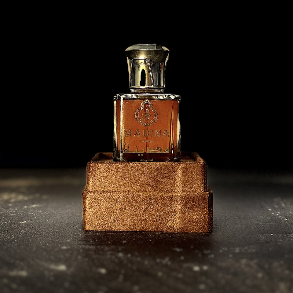 عطر دهن عود عتيج