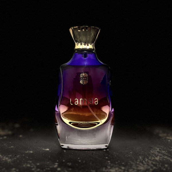 عطر لمياء